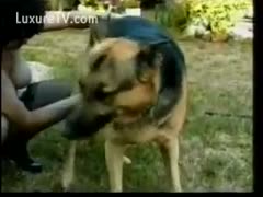 Married mother: I want to have sex with her dog outside while wearing black underwear.